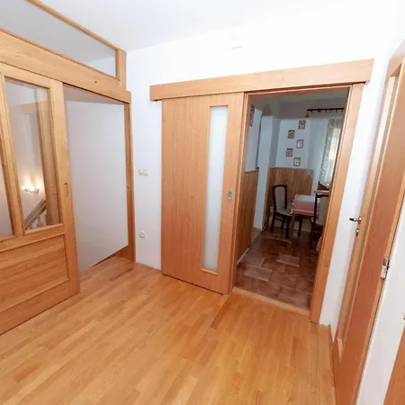 Radovka Appartement *