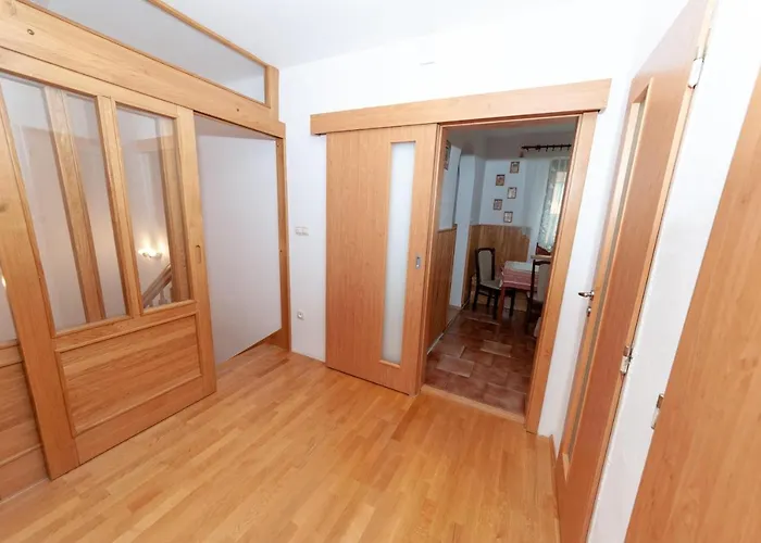 Radovka Apartment *